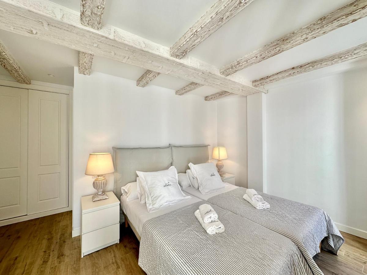 Old Town Modern Flat, 4 Minutes From Beach - Eaw Homes Marbellac Extérieur photo